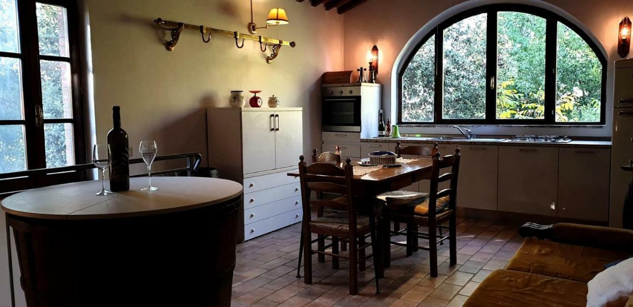 콜레 발델사 Nel Chianti Lungo La Francigena 아파트 외부 사진